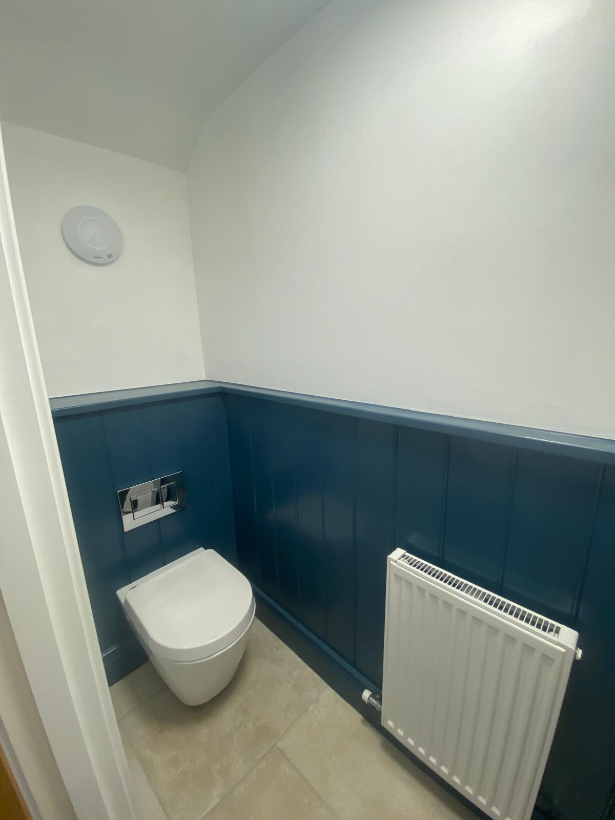 Utility Room Toilet 1